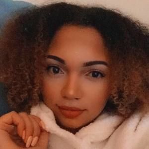 Meet your Posher, Dreama